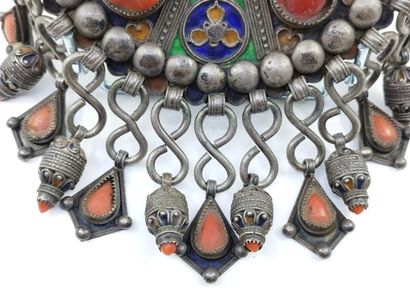 
ALGERIA, KABYLIE




Important silver pectoral,...