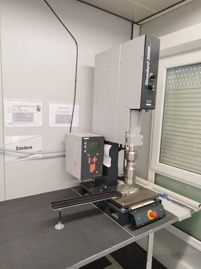 RINCO ULTRASONICS PRESSE

n° Série 2365

Standard...