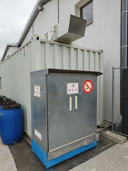 TRICOCAB CONTAINER CABINE 

Cabine de peinture...