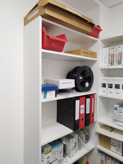 Stock de rouleaux de filaments