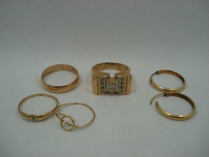 3 Bagues Or 18kt et diamants et pierre 9,33...