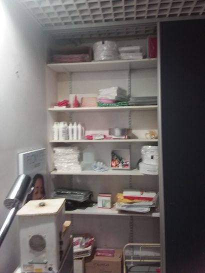 le traînant de la pièce comprenant 
déco...