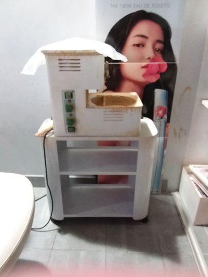 machine à cire 
SORISA