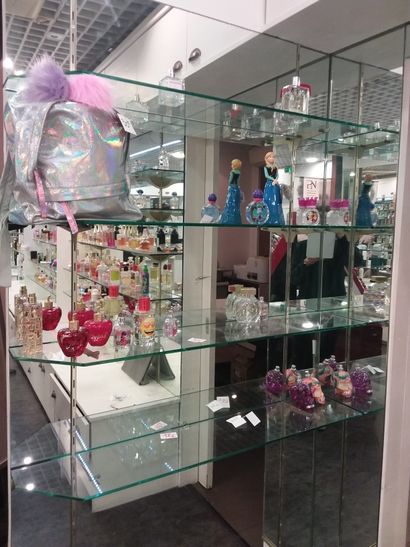 totalité des parfums se trouvant sur l'é...