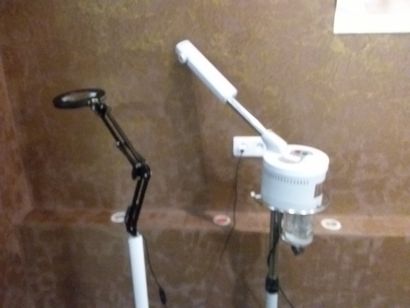lampe
vapozone 
tabouret