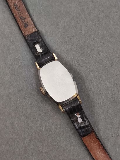 LOT de deux montres dont une OMEGA DE VILLE...