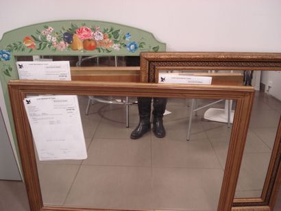 3 Objets divers miroir cadre en bois doré...