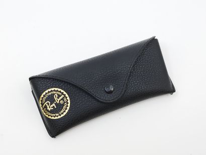 Ray Ban 
Paire de lunette de soleil