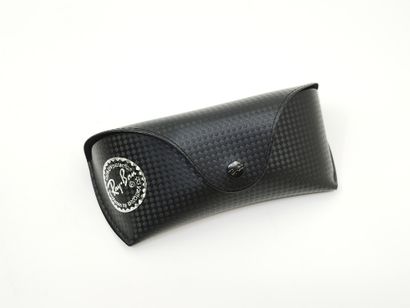 Ray Ban 
Paire de lunette de soleil