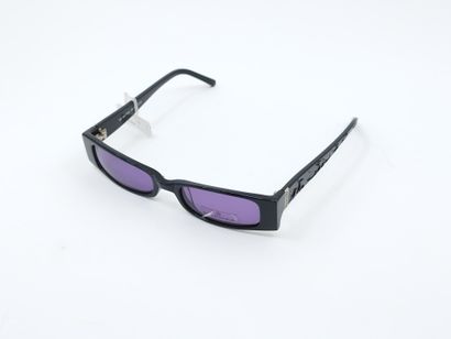 Lot de cinq paires de lunette de soleil de...