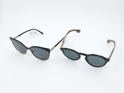 Bureberry
Lot de trois paires de lunette...