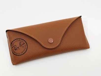 Ray Ban 
Paire de lunette de soleil
