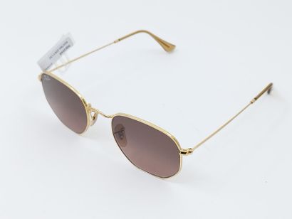 Ray Ban 
Paire de lunette de soleil