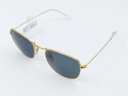 Ray Ban 
Paire de lunette de soleil