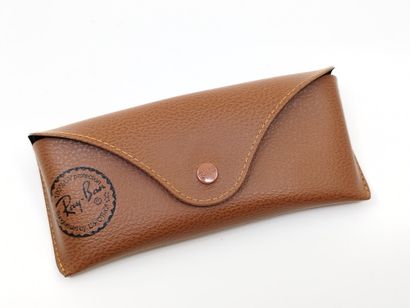 Ray Ban 
Paire de lunette de soleil