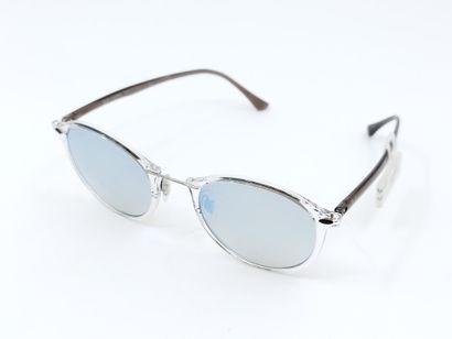 Ray Ban 
Paire de lunette de soleil