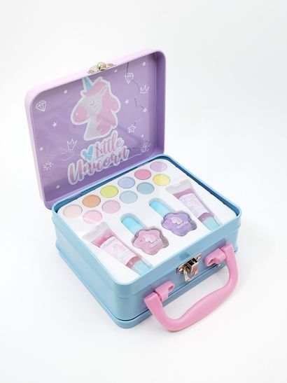 Martinelia - Super girl
Malette de maquillage
Petite...