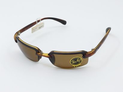 Ray Ban 
Paire de lunette de soleil