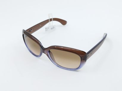 Ray Ban 
Paire de lunette de soleil