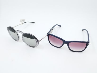 Emporio Armani
Lot de quatre paires de lunette...