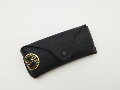 Ray Ban 
Paire de lunette de soleil