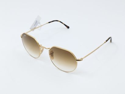Ray Ban 
Paire de lunette de soleil