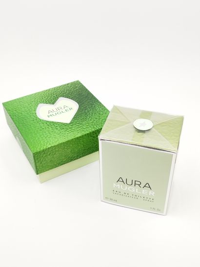 Mugler - Aura
Eau de toilette 30ml
Mini coffret...