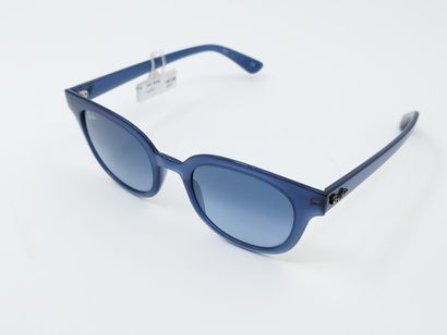 Ray Ban 
Paire de lunette de soleil