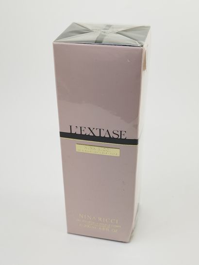 Nina Ricci - L'extase
Gel voluptueux pour...