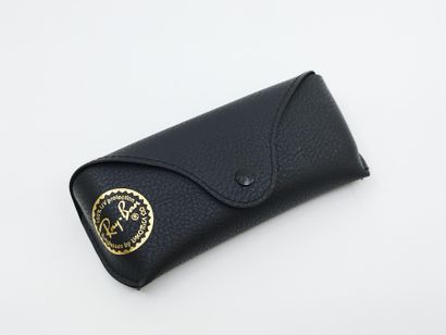 Ray Ban 
Paire de lunette de soleil