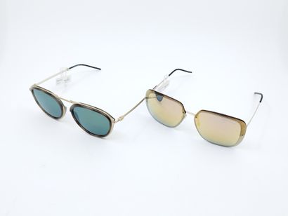 Emporio Armani
Lot de quatre paires de lunette...