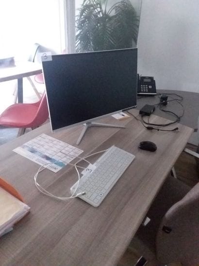 écran plat acer avec unité centrale intégrée...