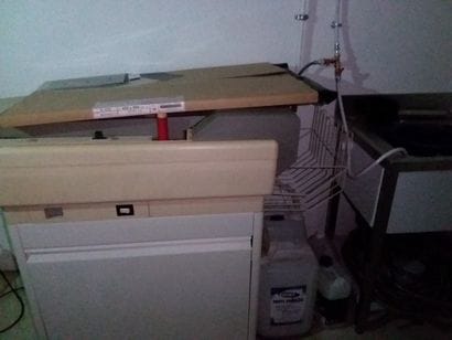 filmeuse avec bac de lavage