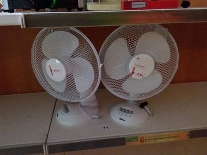 Deux ventilateurs 
Un ventilateur sur pi...