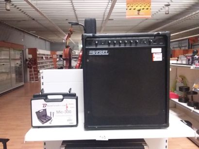 ampli de marque Rebel 
micro de marque B...
