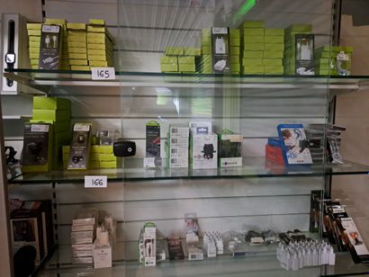 lot de transmetteurs, supports de téléphone,...