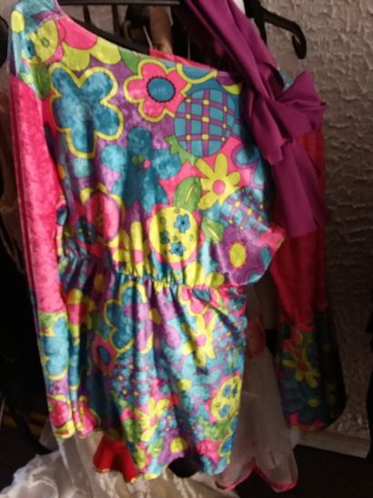 portant costumes femme