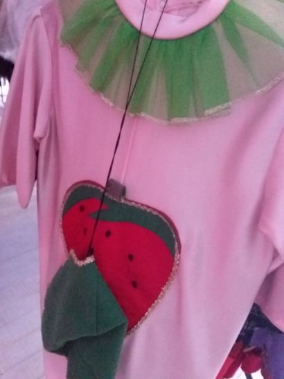 portant costumes enfant