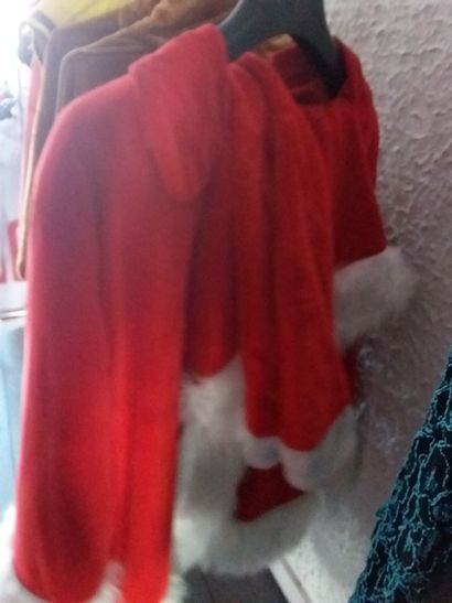 portant costumes enfant