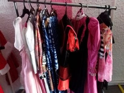 portant costumes enfant