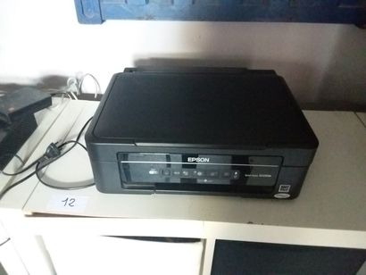 imprimante EPSON
chaîne hifi aiwa 
téléphone...