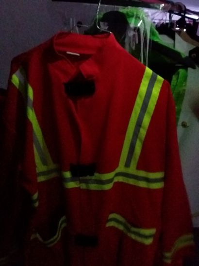 portant costumes adulte