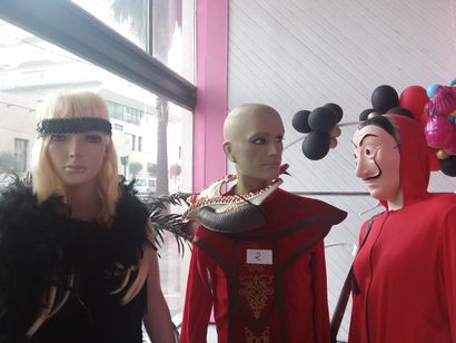 6 mannequins de plein pied