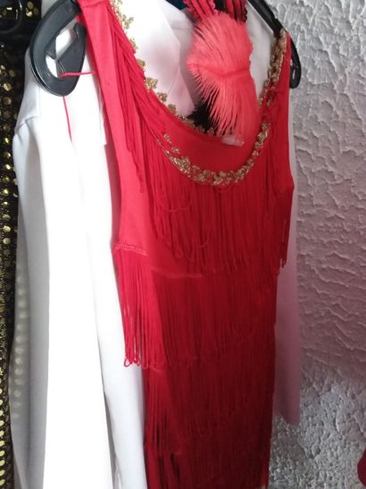portant costumes femme
