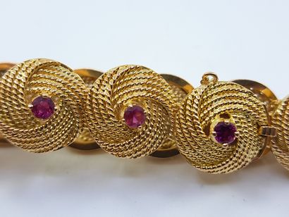 FOREIGN WORK
Yellow gold bracelet 750° twisted...