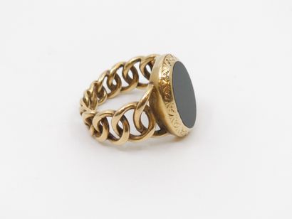 TRAVAIL DU XIX eme siècle
BAGUE chevalière...