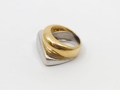 Two tone gold ring 
TDD:50
weight : 18,08...