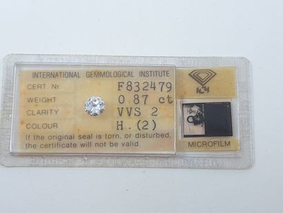 DIAMOND in blister pack of 0,87 ct of H color...
