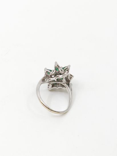 RING in white gold 750° set with six pear...