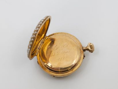 Yellow gold 750° collar watch paved with...
